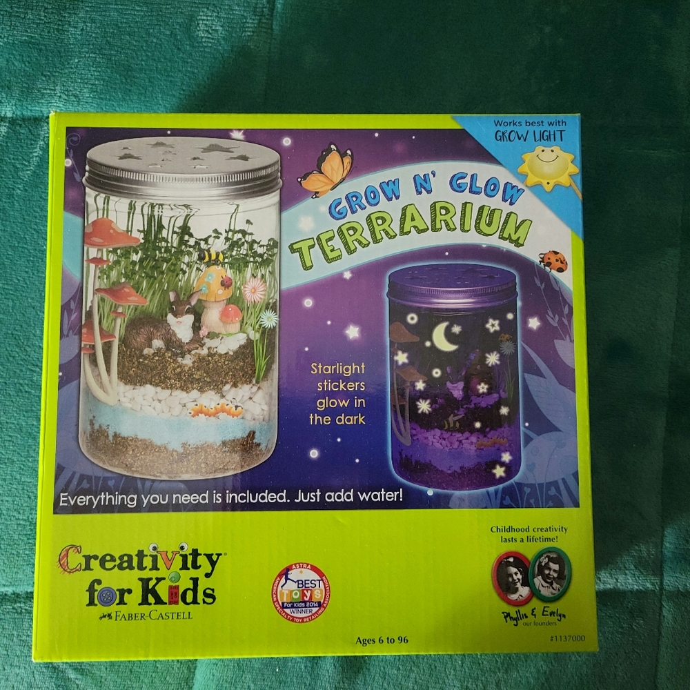 BRAND NEW Glow n Glow Terrarium Kit -Creativity for Kids